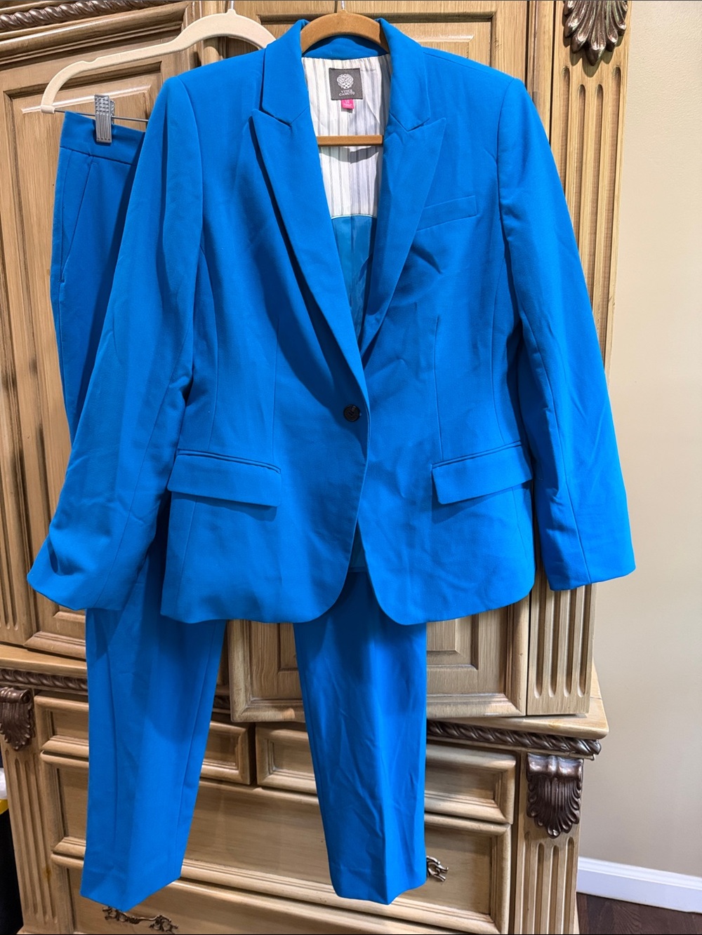 Women's Suit Jacket & Pants